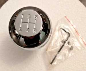 Chrome Shift Gear Knob for 01'-10' Manual Petrol PT Cruiser - Picture 1 of 2