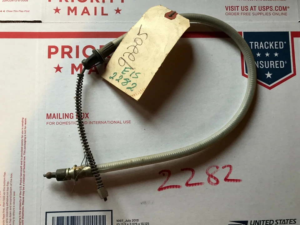 Cable de freno trasero Dodge Dart & Plymouth Valiant 1963, 1964, 1965, 1966 EIS #2282 Foto 1 de 1