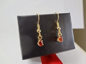 14K SOLID GOLD RUBY FRENCH WIRE EARRINGS - ONE INCH - 1.25 GRAMS -E74 - Picture 1 of 9