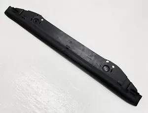 07-13 OEM BMW E90 335i Front Lower Intercooler Sealing 17517545367 135i 335is - Picture 1 of 7