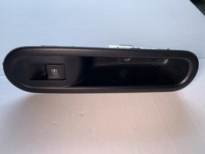 INTERRUPTOR VENTANA ELÉCTRICO RENAULT TWINGO 809603714R III 1.0 (2014-2019) - Imagen 1 de 12