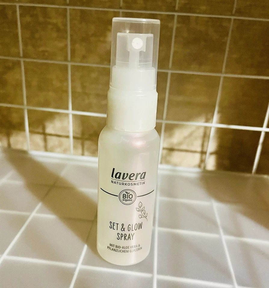 Lavera Set & Glow Spray  / 50 ml mit Bio Aloe Vera NEU - Bild 1 von 1