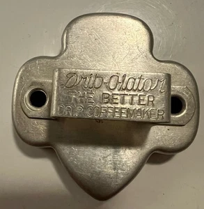 Cortador de galletas de aluminio café DRIP O LATOR de colección de los años 50 trébol Girl Scout  - Imagen 1 de 4