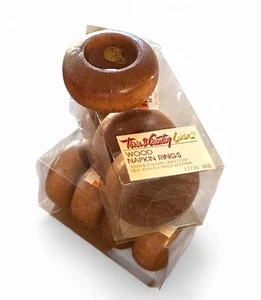 Neu in Verpackung Town and Country Serviettenringe aus Holz insgesamt 8 Stück - Bild 1 von 2