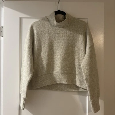 Suéter extra pequeño offline by Aerie cuello falso Foto 1 de 4