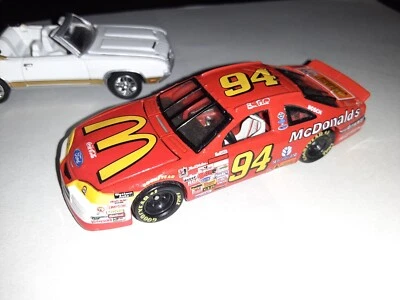 100% Hot Wheels Legends Bill Elliot McDonalds NASCAR 94 pilotos reales LE RLC Foto 1 de 4