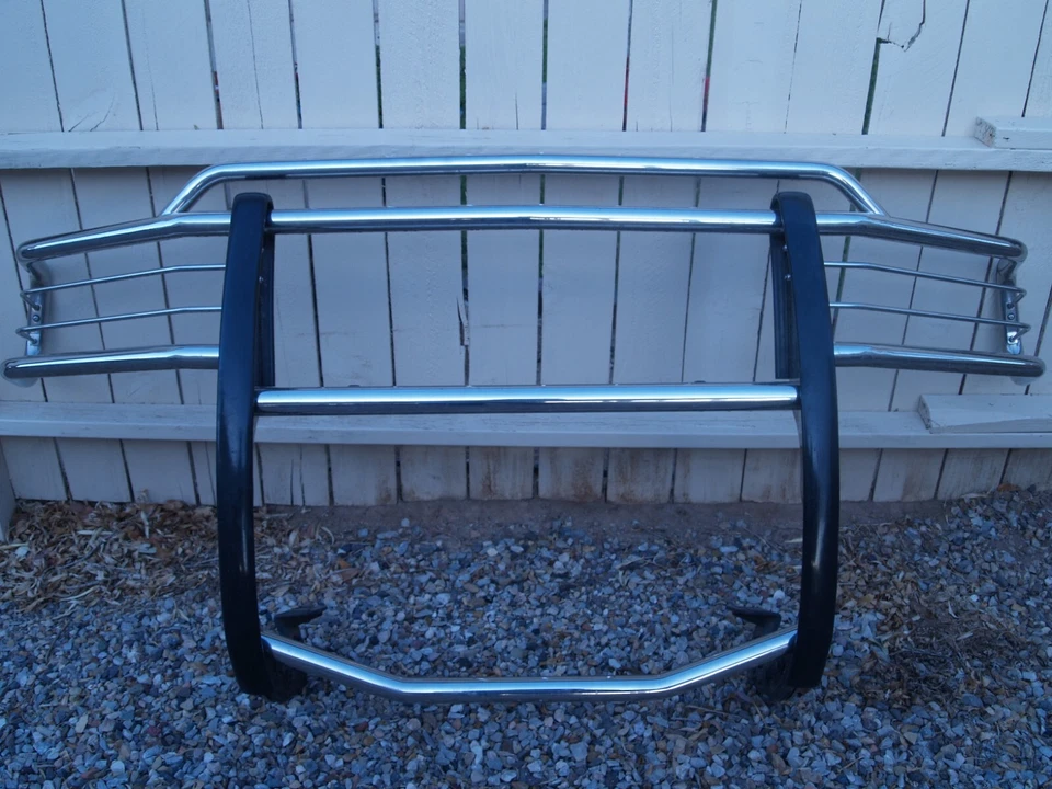 Manik 4x4 烤架护罩 — 第 1/2 张图片