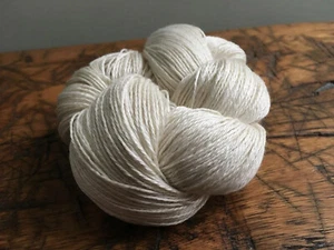 Undyed Natural White 70% Merino 30% Silk Yarn, 3 Ply, OEKO-TEX® Yarn - Picture 1 of 4