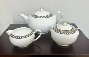 Wedgwood Gold Ulander Bone China Tea Pot Creamer Sugar Bowl  Set Black Urn Logo - Picture 1 of 13