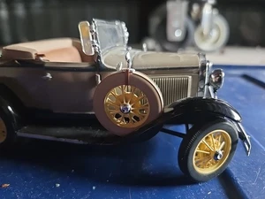 Danbury Mint, 1931 Ford Model A Roadster, Stone Brown, Die-Cast Car, 1:24 - Picture 1 of 13