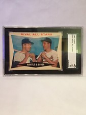 1960 Topps Mickey Mantle #160 / New York Yankees HOF / SGC 3.5 Dead Centered Wow