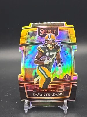 2021 Select #14 Davante Adams Green Bay Packers Black and Gold Prizm Die Cut - Image 1 of 2