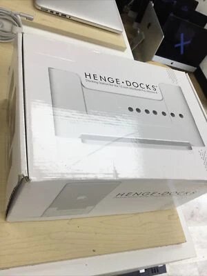 Henge Docking Station Macbook Pro 15” Version a  - Image 1 of 3