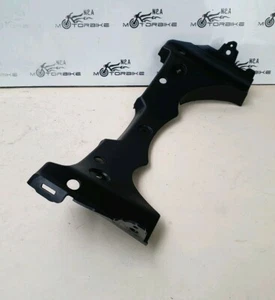 Yamaha YZF R1 2016 obere Verkleidung Spiegel Messgeräte Strebenabdeckung Halterung 2CR-23174-00 - Bild 1 von 5