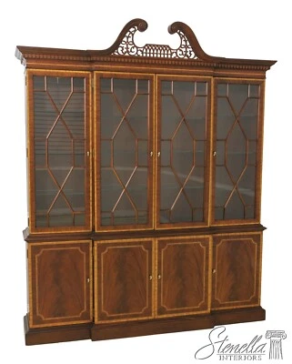 58429EC: Gabinete de China con incrustaciones de caoba frente roto Council Craftsmen Foto 1 de 4