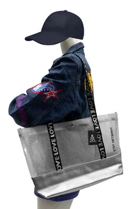 16x10 See Through Silver Tote Double Black & White Love Graphic Straps Woman Bag - Picture 1 of 4