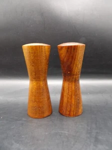 Vintage Salt & Pepper Shaker Set Wooden Cork Bottom 4" - Picture 1 of 7