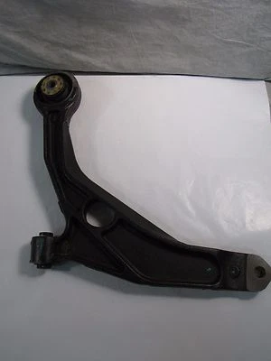 Brazo de control de suspensión inferior izquierdo Chrysler 04766423AD Dodge Journey 2009-14 NUEVO Foto 1 de 3