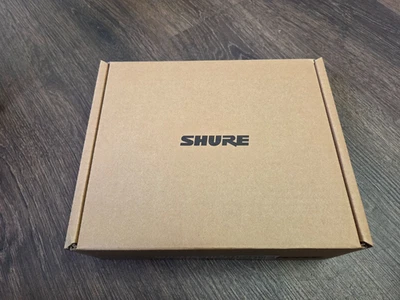 Shure SBC203-US Dual Docking Station for SLX-D Transmitters and SB903 Battery - Image 1 of 4