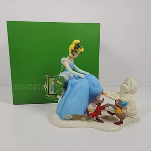 Dept 56 Snowbabies Disney Cenicienta “Si el zapato se ajusta” 2006 colección invitada  - Imagen 1 de 24