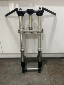 HONDA CBR 929 Front End Forks, Top & Bottom Yoke, Clip ons JUST SERVICED (15) - Picture 1 of 24