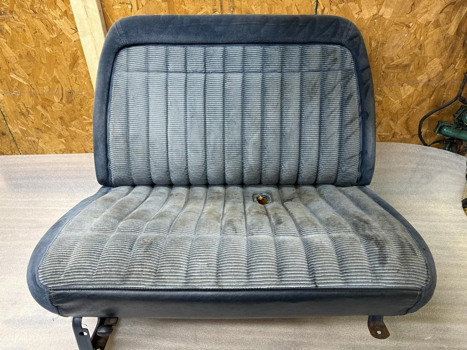1990 Chevrolet Silverado C1500 Right Passenger Seat Split Bench Foto 1 de 4