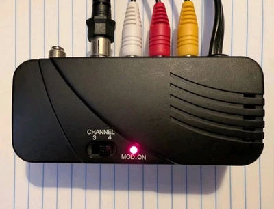 EUC Phillips RF Modulator Video Converter TESTED SWS2102W/17  120V ~ 60Hz 3.6w  - Image 1 of 4