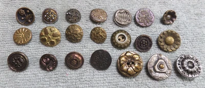 21 Vintage Antique Metal Picture Buttons FLORAL PATTERNS #15 - Image 1 of 4