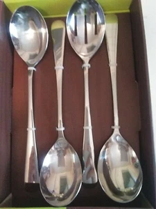 pier 1 imports vierteiliges Serviergeschirr Set - Bild 1 von 1
