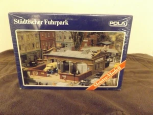 Pola HO Scale #180 Municipal Vehicle Building - Picture 1 of 5