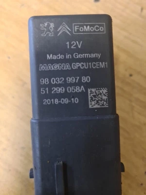 2018 PEUGEOT PARTNER 1,6 HDI РЕЛЕ СВЕЧИ НАКАЛИВАНИЯ 9803299780 - Изображение 1 из 4