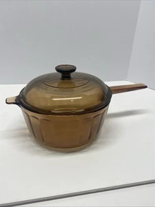 Visions Corning Ware Amber 2.5L Spouted Sauce Pan Pot w/ Lid, Fluted Ribbed Wall - Picture 1 of 8