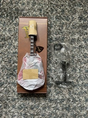 AXE HEAVAN Back to the Future Mini Guitar 1955 ES-345 IN HAND - Image 1 of 4