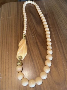 1970s Crown Trifari Peach Beaded Neck - Picture 1 of 5