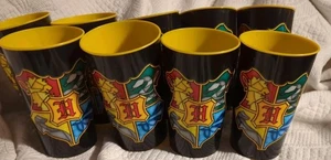 Harry Potter Trinkbecher (Kunststoff) insgesamt neun - Bild 1 von 6