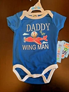 BODY NIÑO INFANTIL DULCE Y SUAVE PAPÁ ES MI ALA HOMBRE AZUL TALLA 3-6 MESES NUEVO CON ETIQUETAS - Imagen 1 de 11