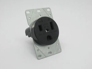 Cooper 1254 Straight Blade Flush Receptacle 50A 250V 3W 2P 6-50R USED - Picture 1 of 3