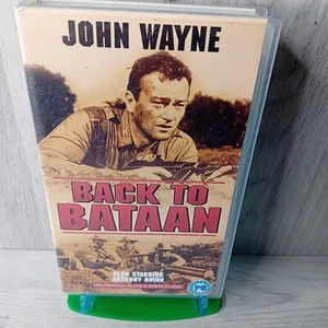 JOHN WAYNE BACK TO BATAAN VHS TAPE - RARE RETRO MOVIE COMEDY KIDS - Picture 1 of 3