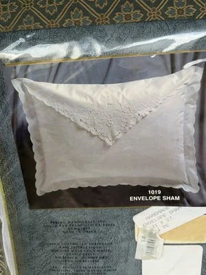 Heirlooms 100% Cotton Handmade Envelope Pillow Sham 21 x 27 Standard Embroidered - Image 1 of 4