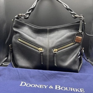 Dooney & Bourke Schultertasche vorne zwei Reißverschlusstaschen schwarz genarbtes Leder - Bild 1 von 15