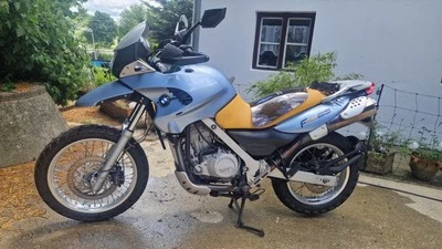 BMW F650GS R13 USB,Spritzwas. geschütz. Navihalterung,ABS,Griffheiz.,Gepäcknetz - Bild 1 von 4