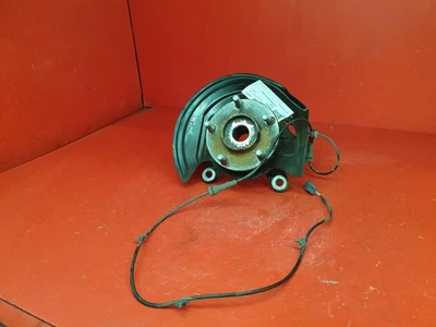 NISSAN JUKE HUB FRONT PASSENGER SIDE NEARSIDE LH 2014 1.5L DIESEL - Imagem 1 de 4