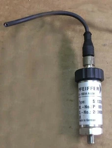 Pfeiffer D-35614 Asslar S2133S065022 Vacuum Germany - Picture 1 of 4