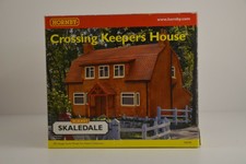 OO Gauge Hornby Skaledale R8590 Building Crossing Keepers House