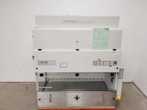 Labcaire Modell SC12R Umlauf Klasse II Mikrobiologische Sicherheit Schrank Labor - Bild 1 von 24