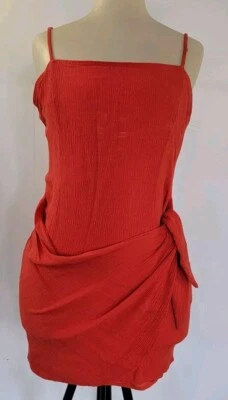Minivestido Forever 21 rojo/naranja crepé envolvente talla mediana ligero elástico suave Foto 1 de 4