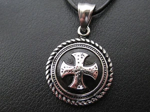 Eisernes Kreuz Amulett massiver Edelstahl Ketten Anhänger       / ES 935 - Picture 1 of 9