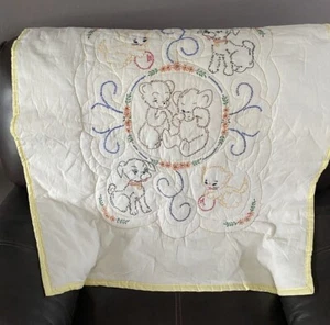 Coperta culla cotone vintage ricamata a mano 37""x44"" usata LEGGERE - Foto 1 di 5