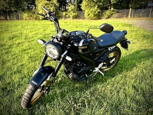 Yamaha XSR125 Legacy Sondermodell EZ 09/ 2023 Only 2.960 Km! - Bild 1 von 16