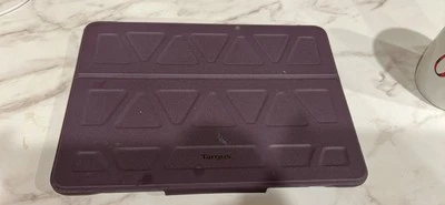 NUEVO Estuche Targus Click-In para iPad 9.ª 8.ª 7.ª generación 10,2 pulgadas iPad Air 10,5 pulgadas Foto 1 de 4